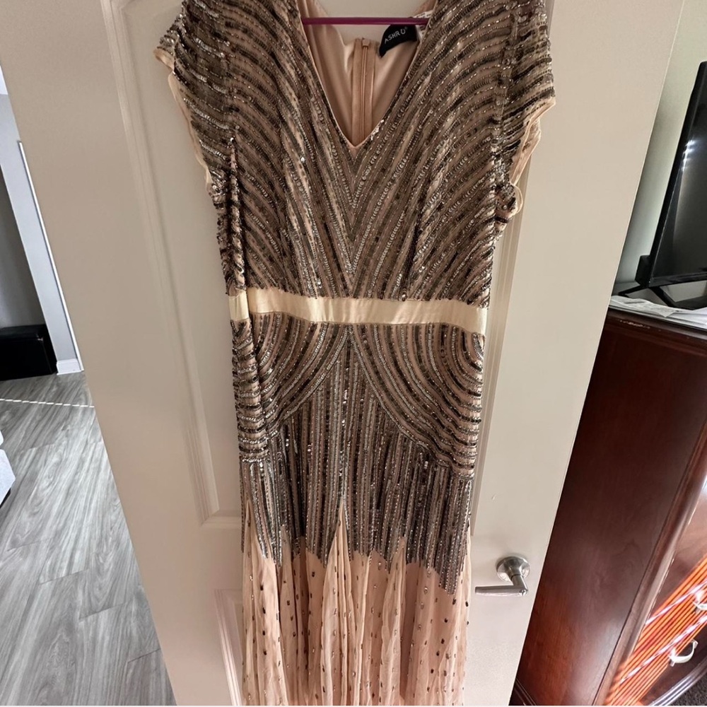 Elegant Sequin Evening Dress